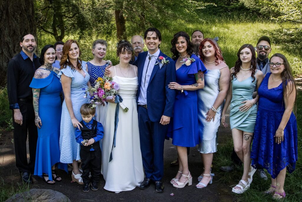 wedding family photos at hoyt arboretum