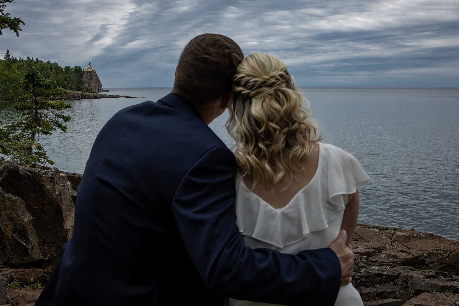 couple at pebble beach for north shore proposal