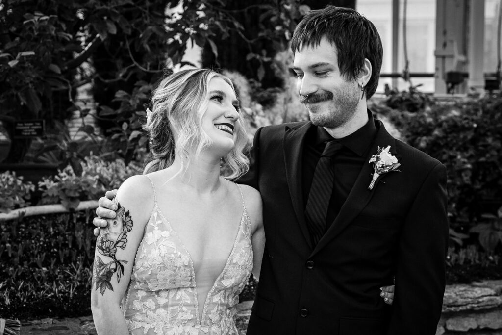 family portrait during st paul wedding day