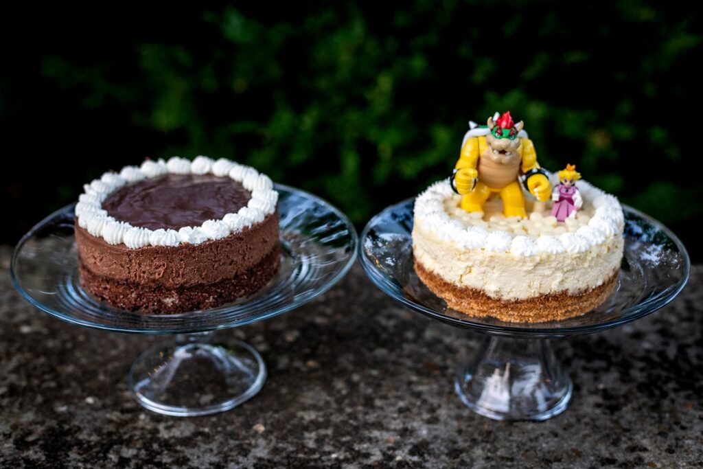 close up image of wedding day cakes